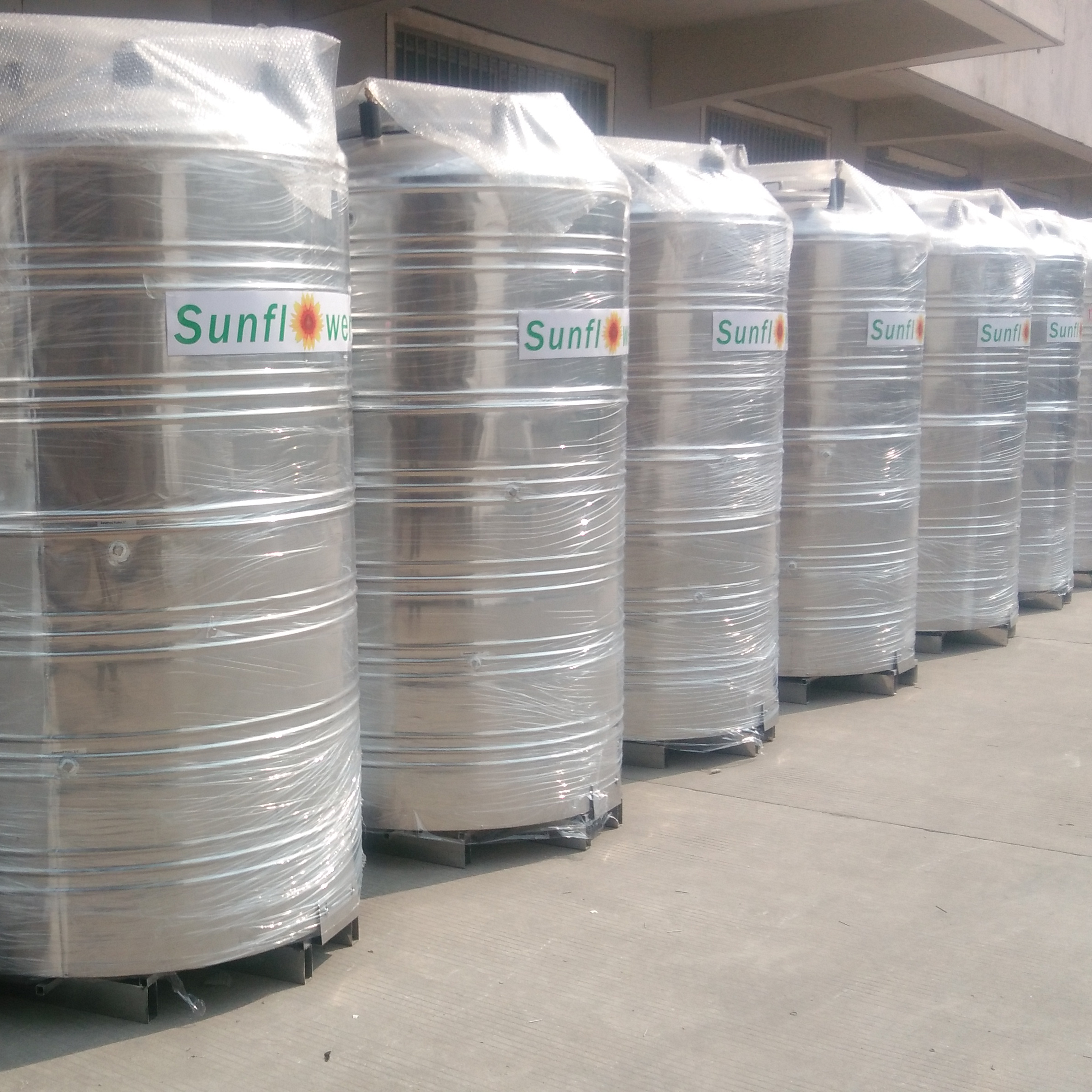 SFO Unpressurized Solar Water Tanks